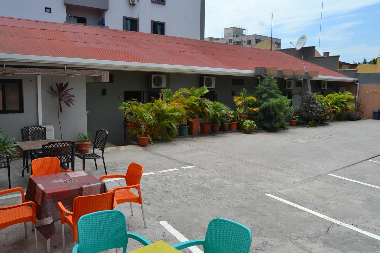 Green Lodge Kinshasa Esterno foto