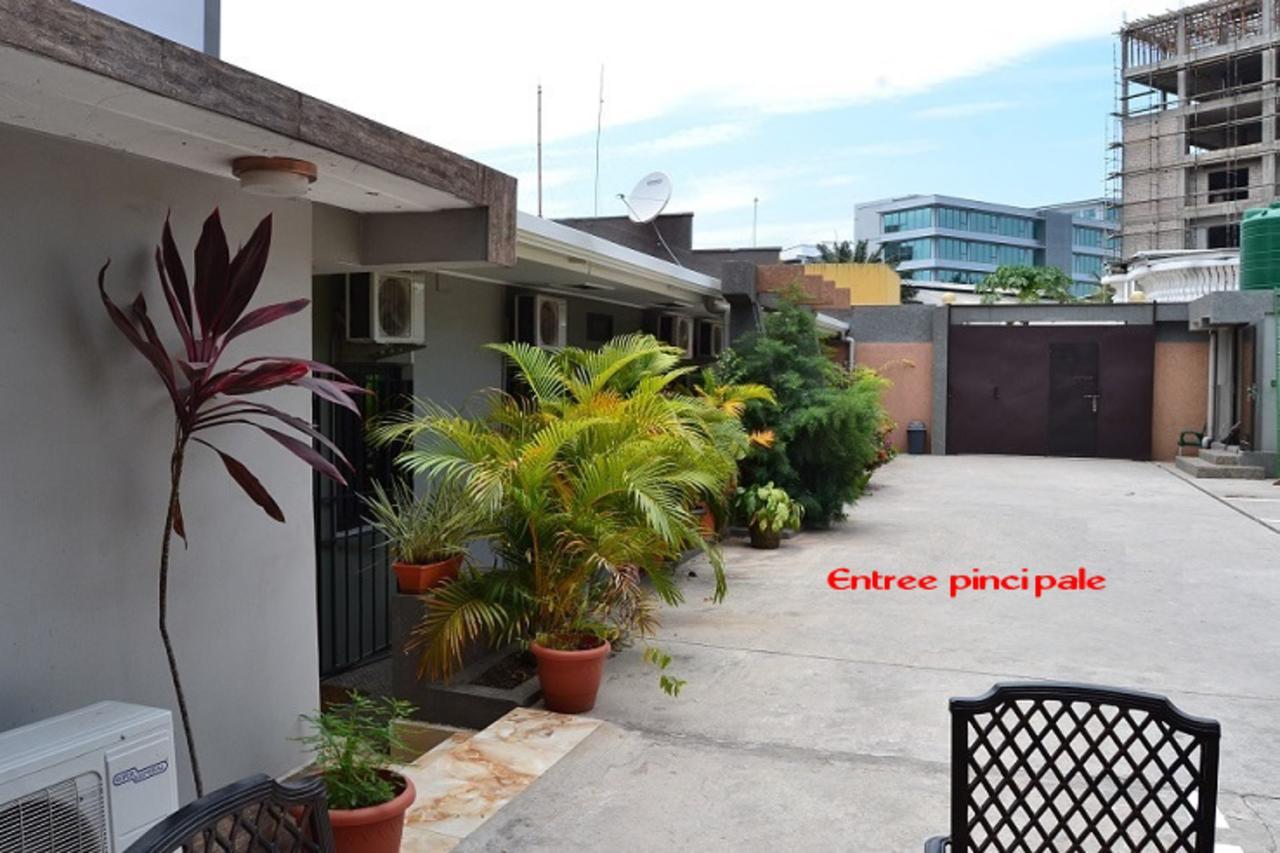 Green Lodge Kinshasa Esterno foto